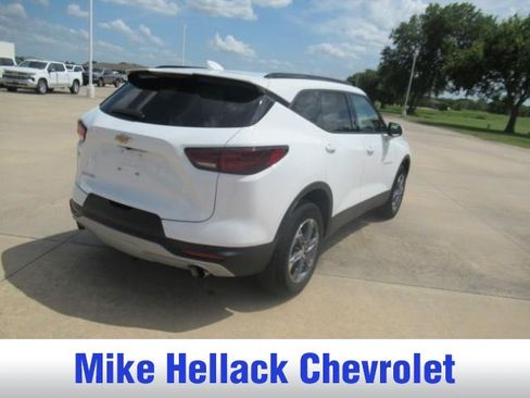Used 2025 Chevrolet Blazer LT w/ Convenience Package FWD image 7