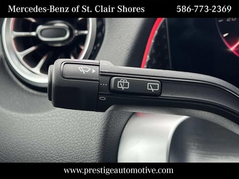 Used 2026 Mercedes-Benz GLB 250 4MATIC image 29