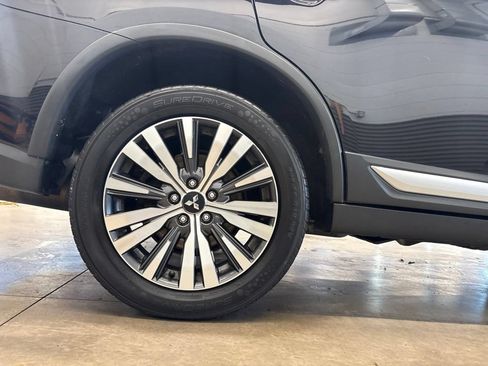 Used 2019 Mitsubishi Outlander SE AWD/4WD image 26