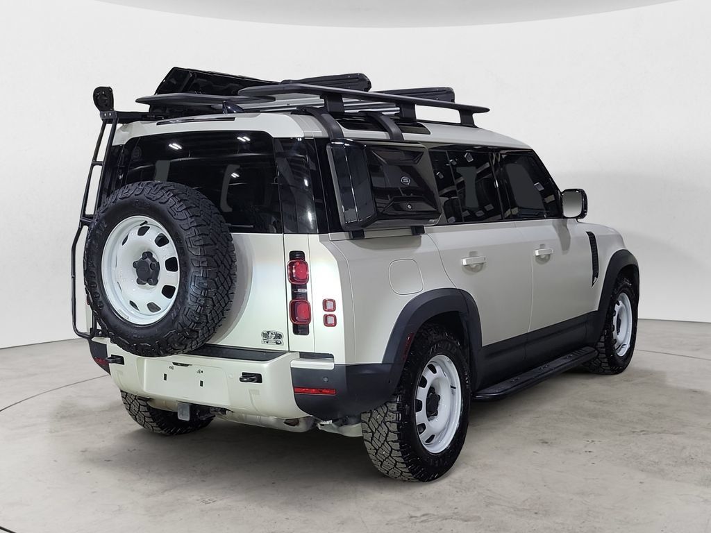 Used 2024 Land Rover Defender 110 S AWD/4WD image 5