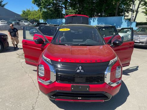 New 2026 Mitsubishi Outlander AWD image 29