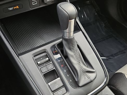 Used 2023 Honda CR-V LX image 14