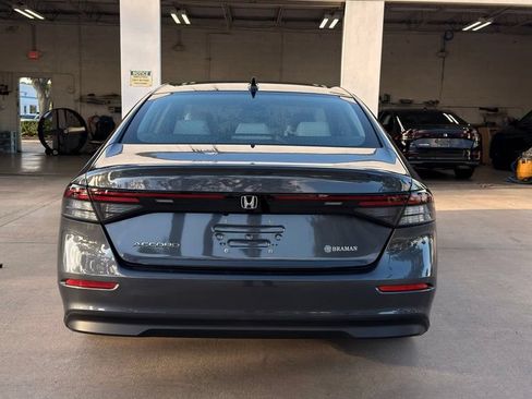 Used 2024 Honda Accord EX image 10