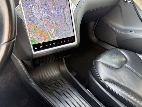 Used 2014 Tesla Model S P85D image 13