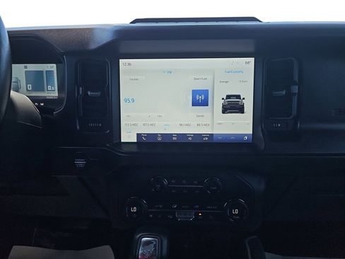 Used 2021 Ford Bronco First Edition AWD/4WD image 17