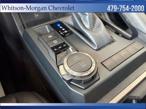 Used 2025 Toyota Tacoma SR5 AWD/4WD image 25