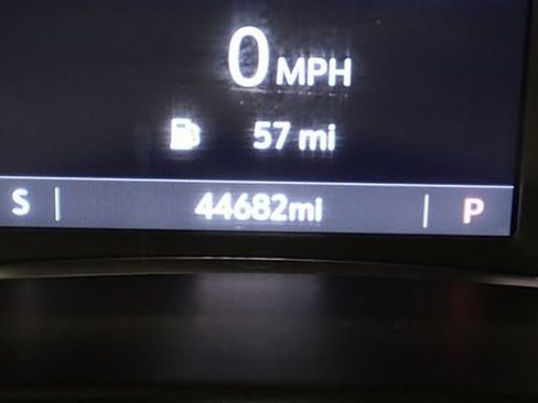 Used 2023 Chevrolet Blazer LT image 27