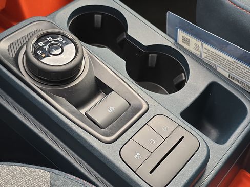 Certified 2024 Ford Maverick XLT w/ XLT Luxury Package image 19