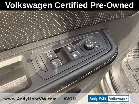 Used 2024 Volkswagen Atlas Cross Sport SEL R-Line AWD/4WD image 15