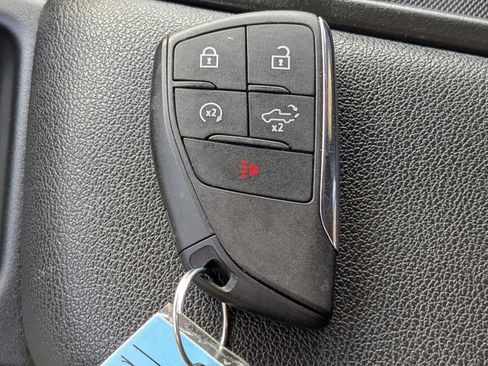 Used 2025 GMC Sierra 1500 SLT image 33