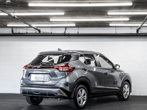 Used 2024 Nissan Kicks S image 5