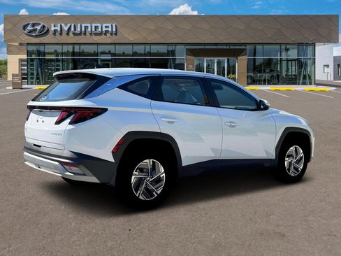 New 2026 Hyundai Tucson Blue SE image 50