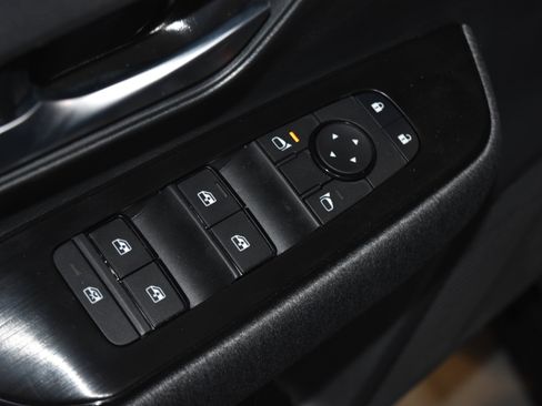 New 2026 Nissan Kicks SV w/ Cold Weather Package image 4