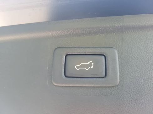 Used 2016 Subaru Outback 2.5i Limited AWD/4WD image 36