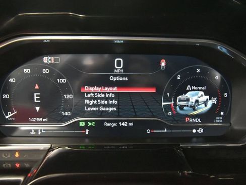 Used 2024 GMC Sierra 2500 SLE image 31