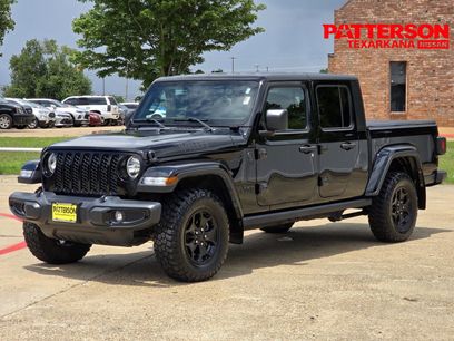 Used 2023 Jeep Gladiator Sport