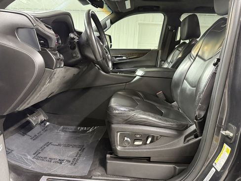 Used 2016 Cadillac Escalade ESV Platinum image 7