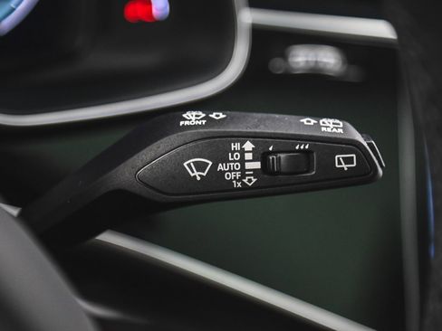 Used 2024 Audi Q7 2.0T Premium w/ Convenience Package image 28