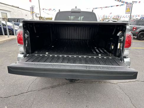 Used 2023 Toyota Tacoma TRD Sport AWD/4WD image 8
