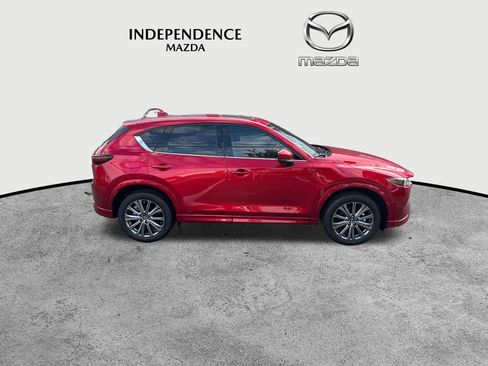 New 2025 MAZDA CX-5 Signature image 2