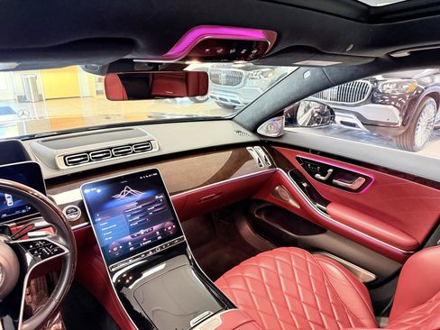 Used 2022 Mercedes-Benz S 500 4MATIC image 14
