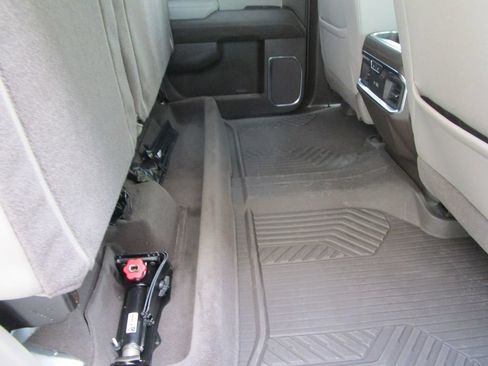 Used 2024 Chevrolet Silverado 1500 LTZ AWD/4WD image 28