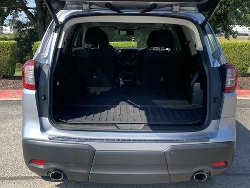 Used 2025 Subaru Ascent Onyx Edition w/ Onyx Package AWD/4WD image 5