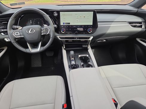 Certified 2024 Lexus RX 350 Premium w/ Accessory Package (Z1) image 23