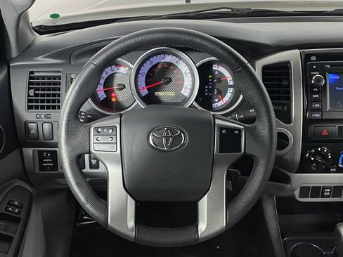 Used 2013 Toyota Tacoma 4x4 Double Cab w/ SR5 Pkg image 18