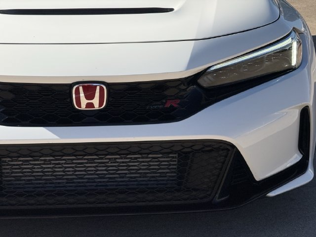 Used 2025 Honda Civic Type R image 8