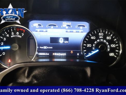 Used 2016 Ford F150 Platinum w/ Equipment Group 701A Luxury image 22