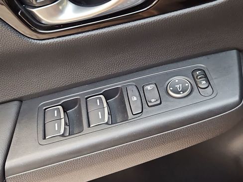 Used 2024 Honda CR-V EX-L image 17