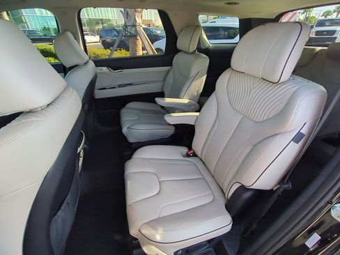 Certified 2023 Hyundai Palisade Calligraphy image 14