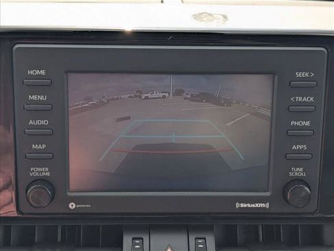 Used 2021 Toyota RAV4 XLE Premium FWD image 10