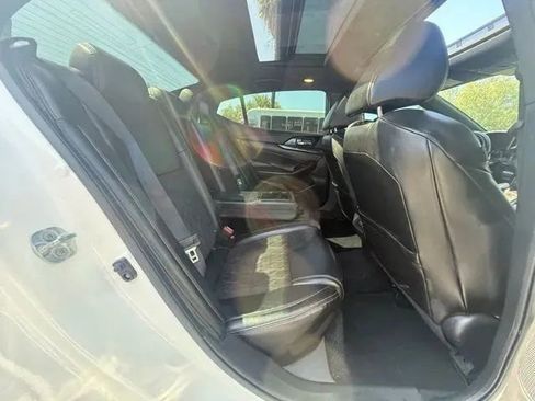 Used 2021 Nissan Maxima SR w/ Sport Mat Group FWD image 14