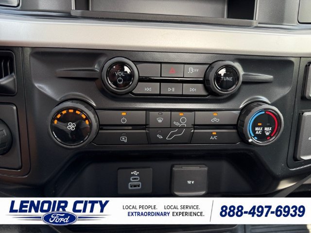 New 2025 Ford F250 XL RWD image 26