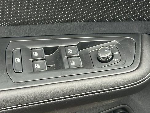 New 2026 Volkswagen Atlas SE image 27