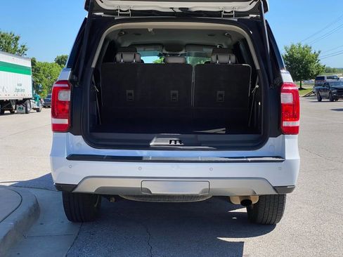 Used 2021 Ford Expedition XLT AWD/4WD image 6