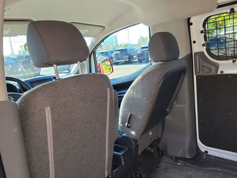 Used 2019 Nissan NV200 SV w/ Navigation Package image 17