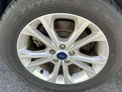 Used 2018 Ford Escape SEL AWD/4WD image 14