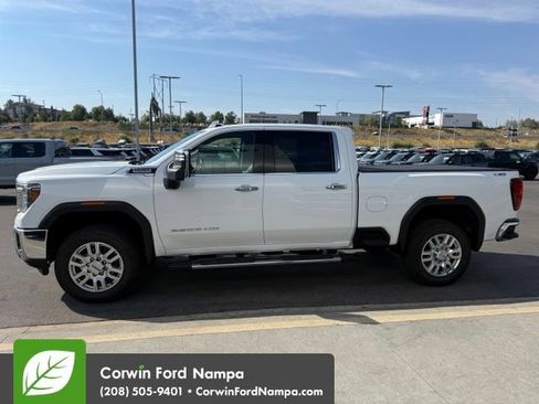 Used 2023 GMC Sierra 2500 SLT w/ SLT Premium Package AWD/4WD image 4
