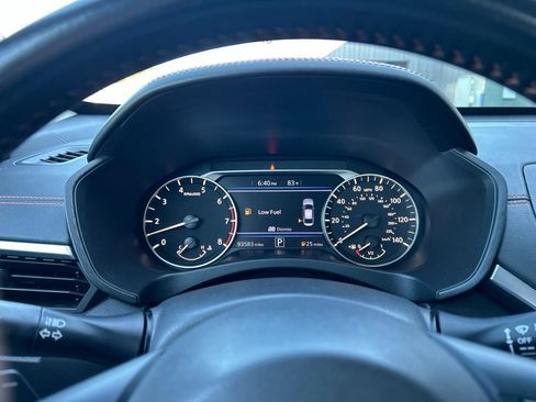 Used 2022 Nissan Altima 2.5 SR w/ Midnight Edition Package FWD image 15