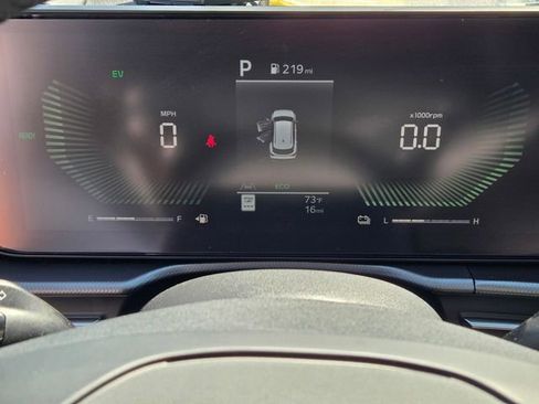 New 2026 Kia Sportage LX FWD image 17