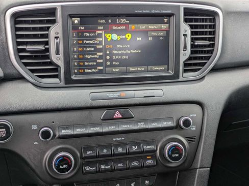 Used 2017 Kia Sportage EX w/ EX Technology Package image 29