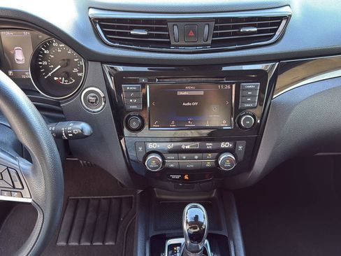 Used 2019 Nissan Rogue Sport SV AWD/4WD image 22
