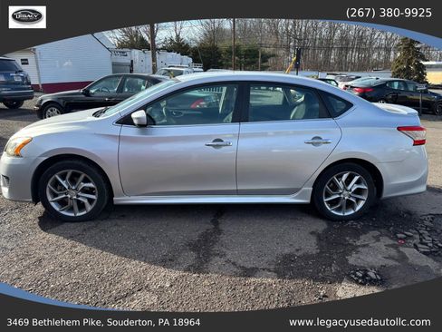 Used 2013 Nissan Sentra SR w/ Driver Pkg FWD image 3