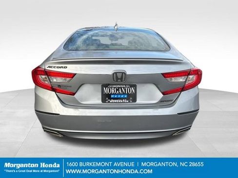 Used 2018 Honda Accord Sport image 8