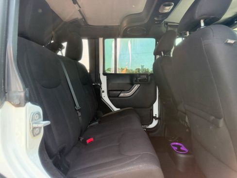 Used 2014 Jeep Wrangler Unlimited Sport w/ Quick Order Package 24S AWD/4WD image 22