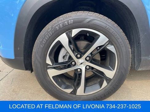 Used 2024 Chevrolet Trax RS w/ Driver Confidence Package FWD image 5