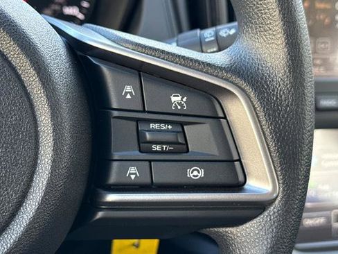 Certified 2025 Subaru Impreza 2.0i image 25